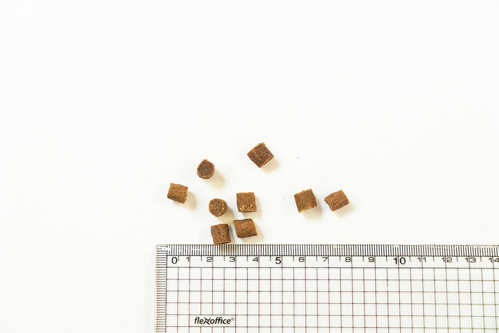 【てとて和漢セミモイストフード】えぞ鶏肉の総合栄養食